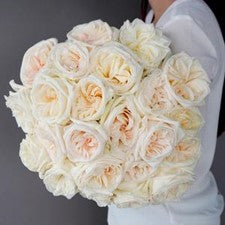 Stems In Bulk: Flawless White Ohara Garden Rose Arrangement